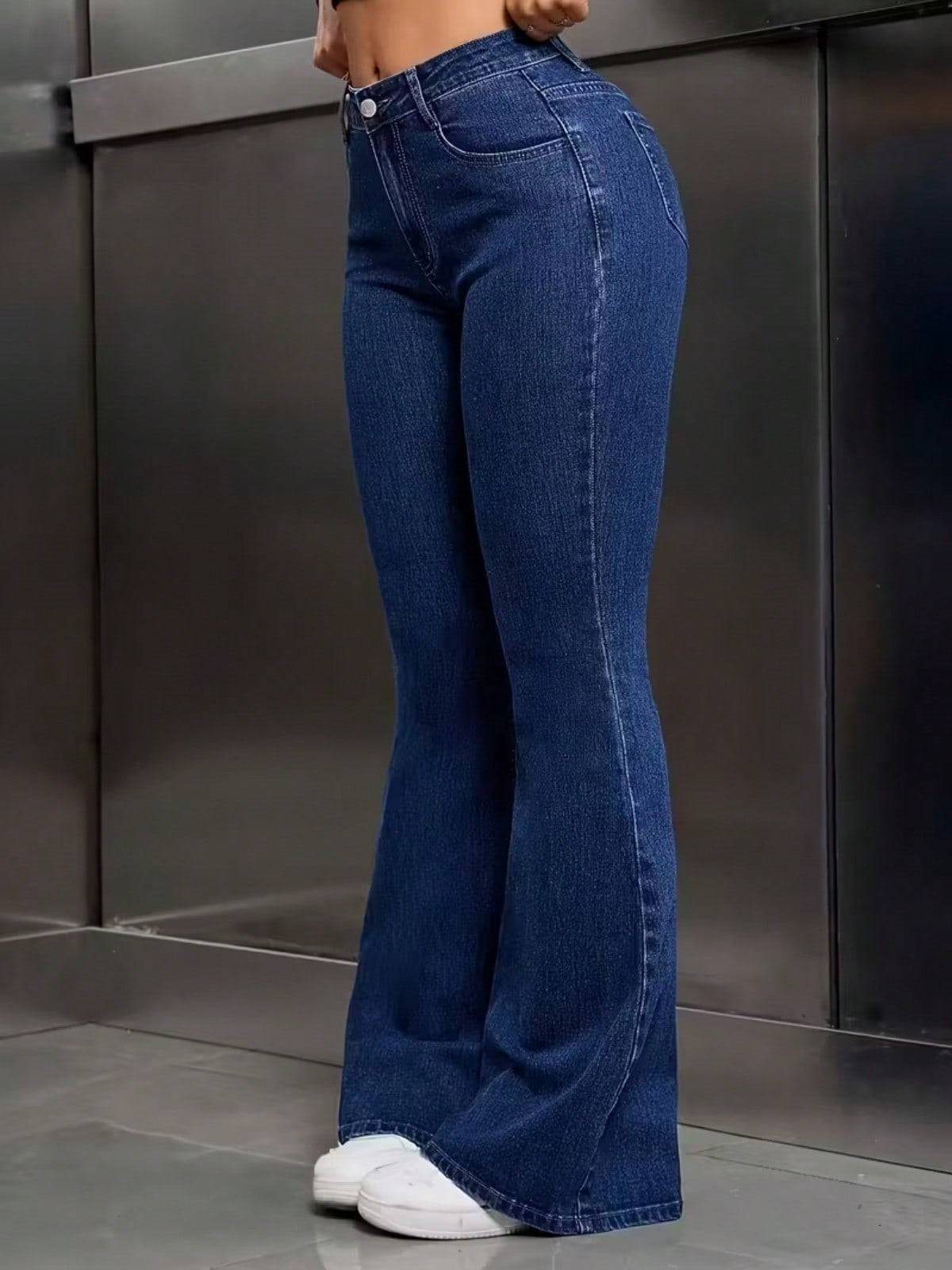 Summer Women's Flared Denim Pants, Versatile, Elegant, Slim-Fitting, Fashionable Long Trousers