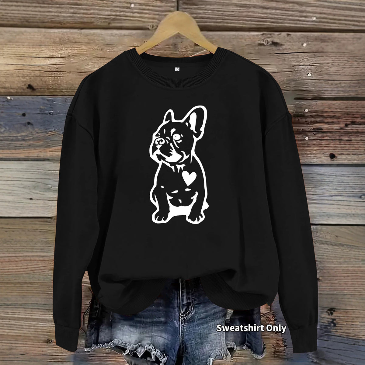 Round neck long sleeved sweatshirt