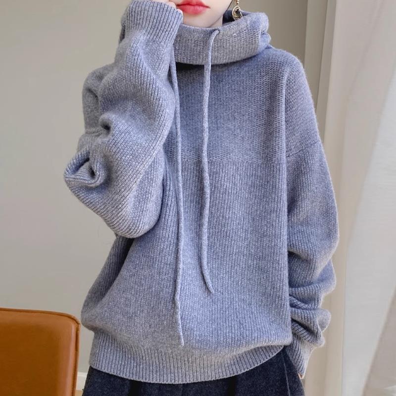 Lazy style versatile long sleeved knitted sweater for women