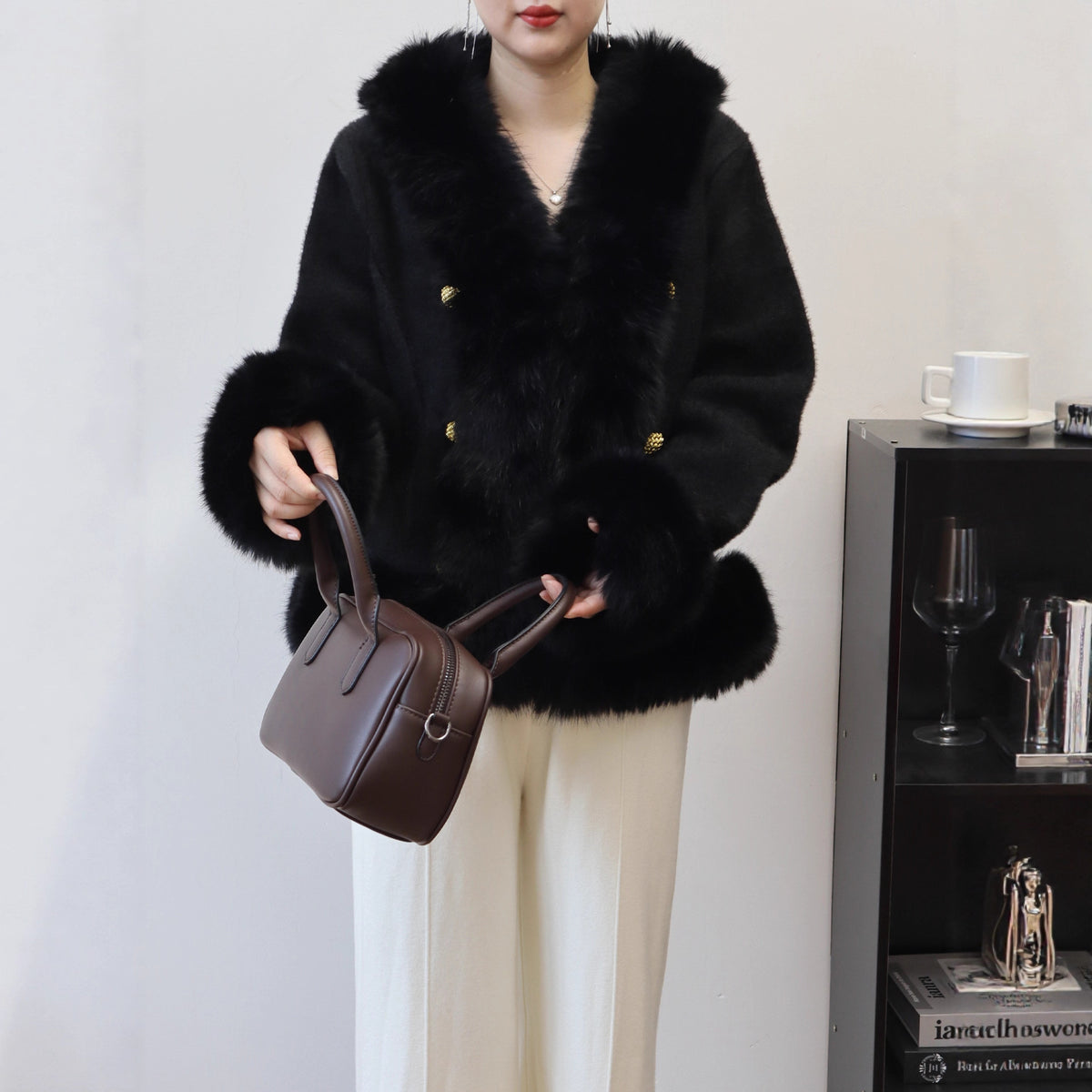 Long sleeved V-neck cardigan jacket for women