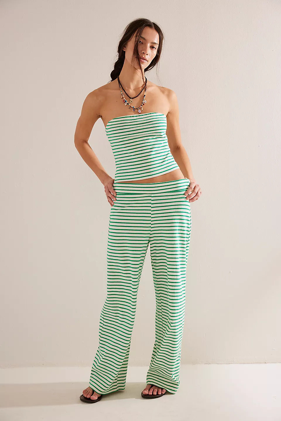 Sexy Fitted Casual Striped Two-Piece Set with Color-Blocked Crop Top and Elastic Waist Long Pants