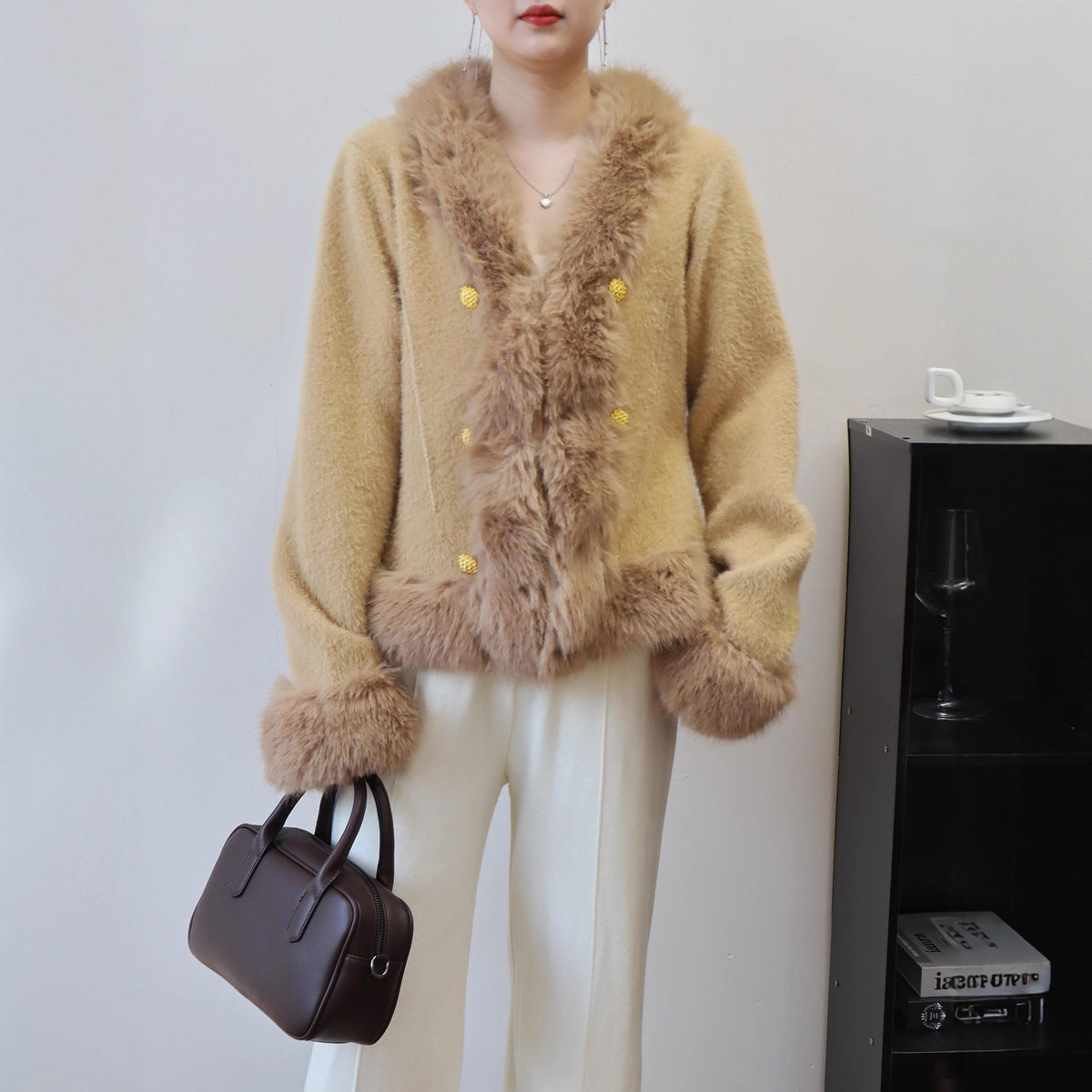 Long sleeved V-neck cardigan jacket for women
