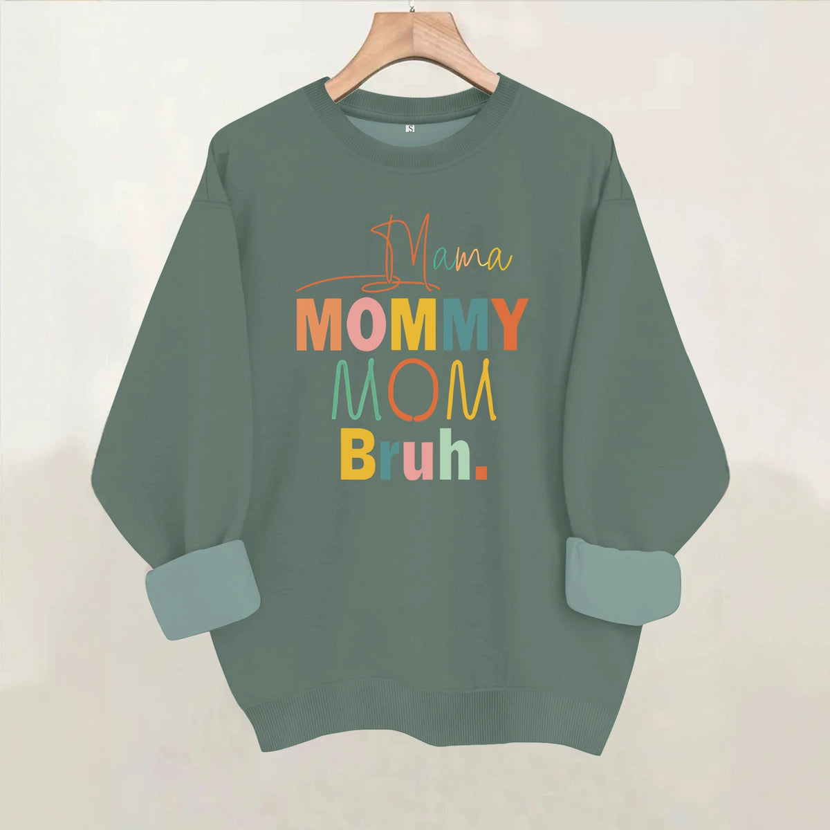 Colorful letter printed round neck fleece hoodie