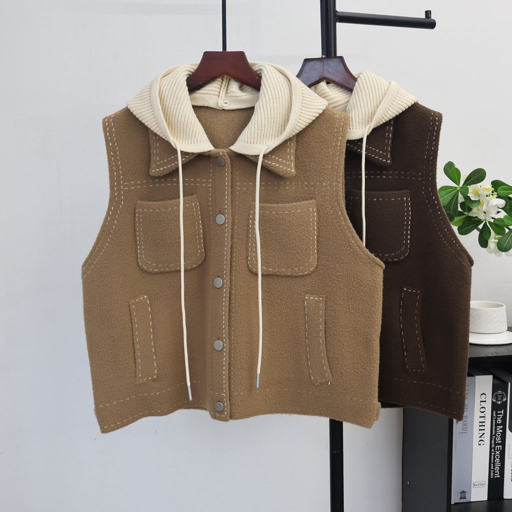 Loose sleeveless sweater vest for women