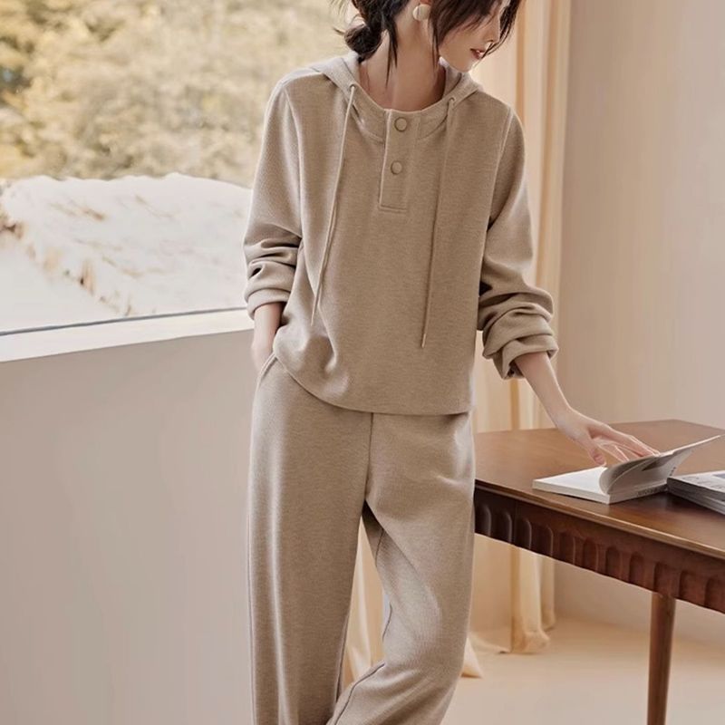 Muted Tone Women's Lazy Style Two-Piece Set Fashion Hooded Lightweight Sweatshirt Outfit