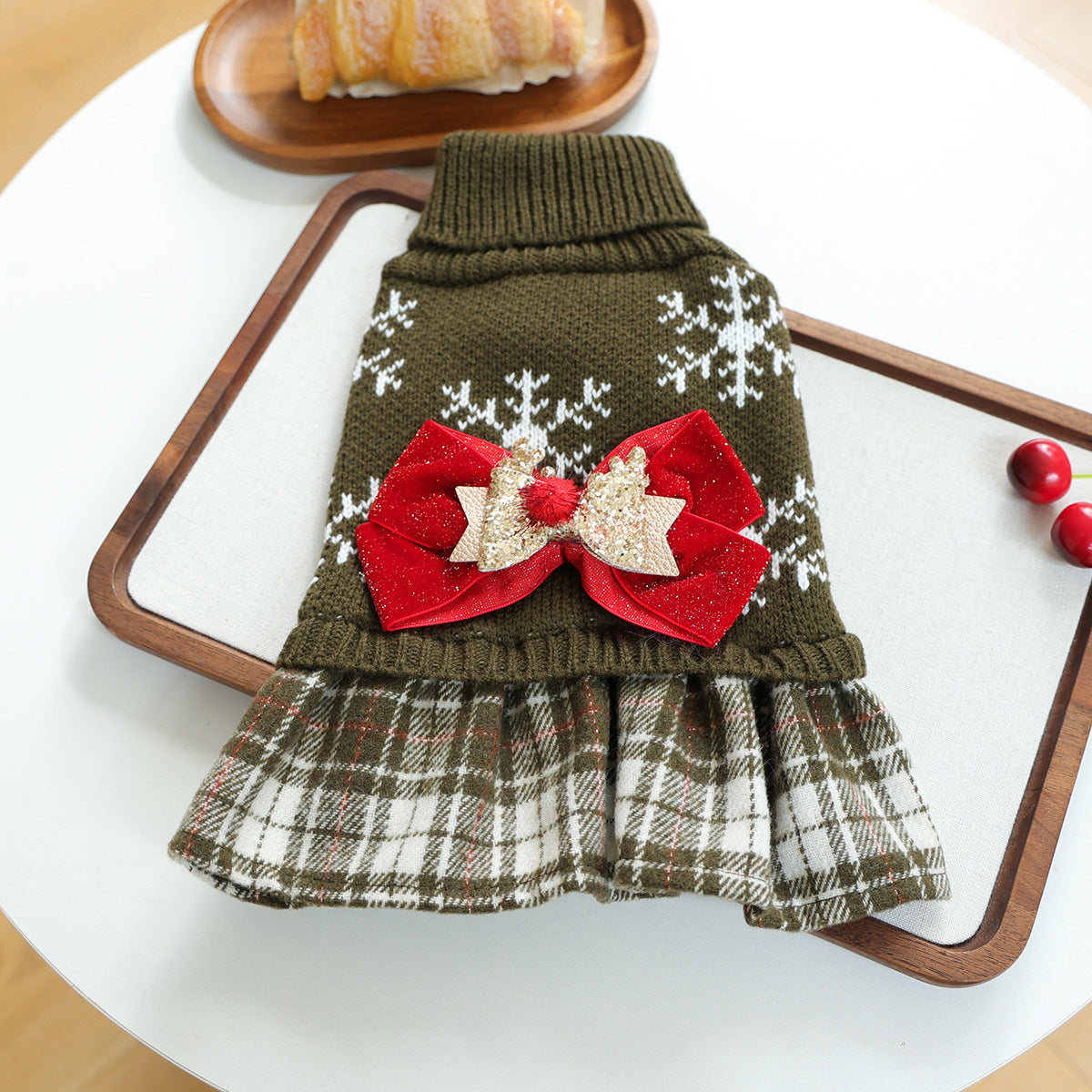 PETCIRCLE Christmas Holiday Knit Sweater Dress for Dogs and Cats Autumn Winter Pet Collection
