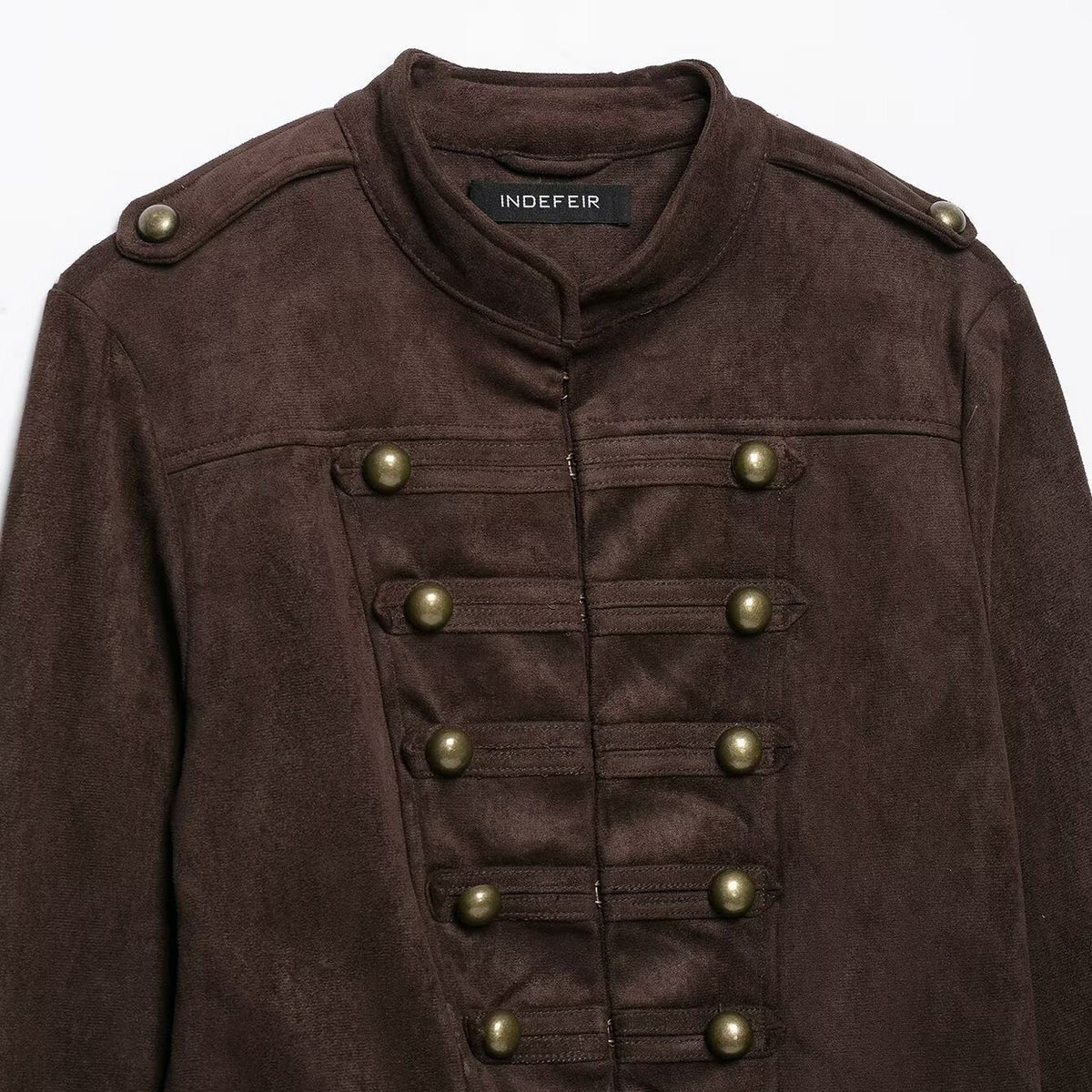 Half high collar long sleeved buttoned jacket