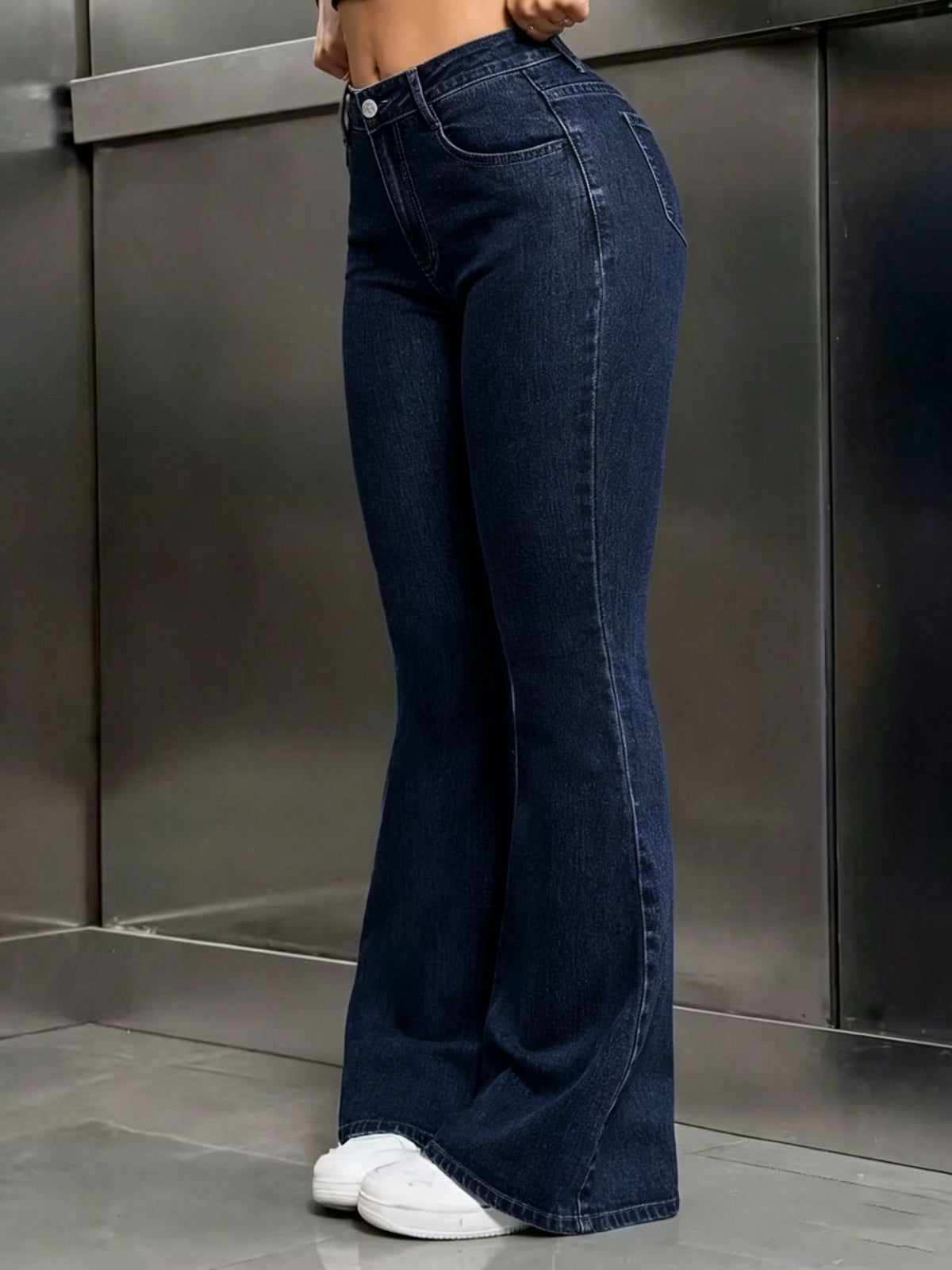 Summer Women's Flared Denim Pants, Versatile, Elegant, Slim-Fitting, Fashionable Long Trousers