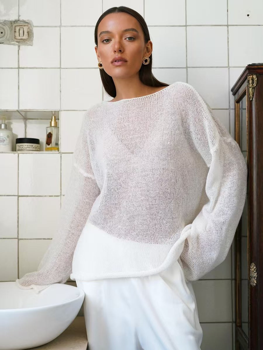 Round neck flared sleeve knitted top