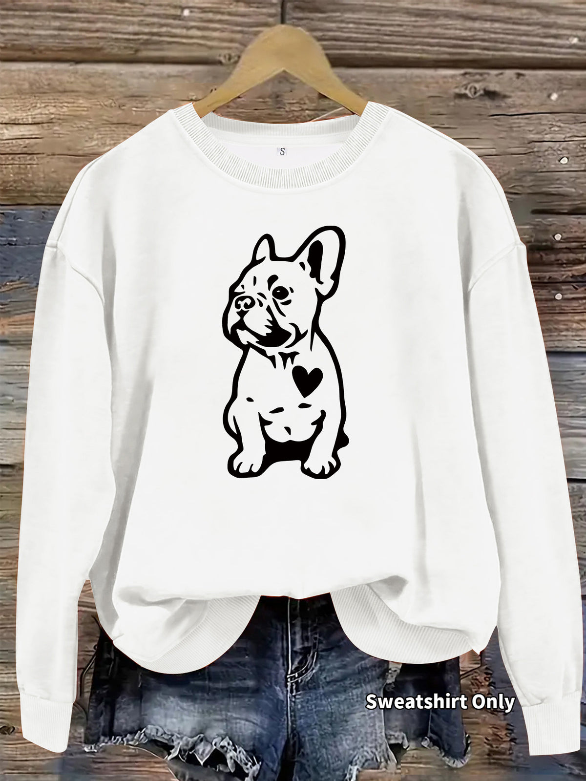Round neck long sleeved sweatshirt
