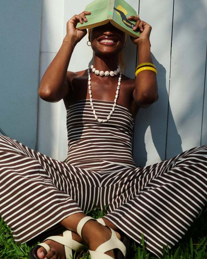 Sexy Fitted Casual Striped Two-Piece Set with Color-Blocked Crop Top and Elastic Waist Long Pants