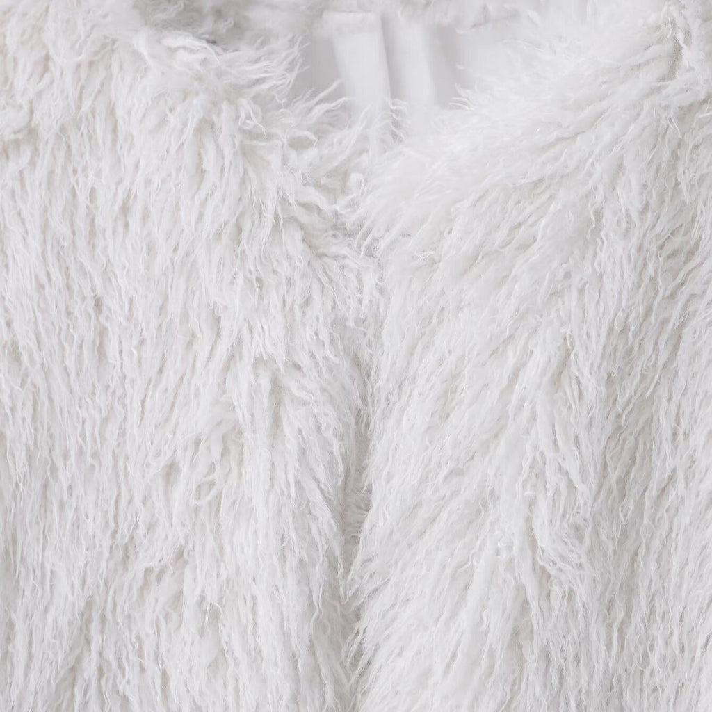 Long V-neck long sleeved jacket