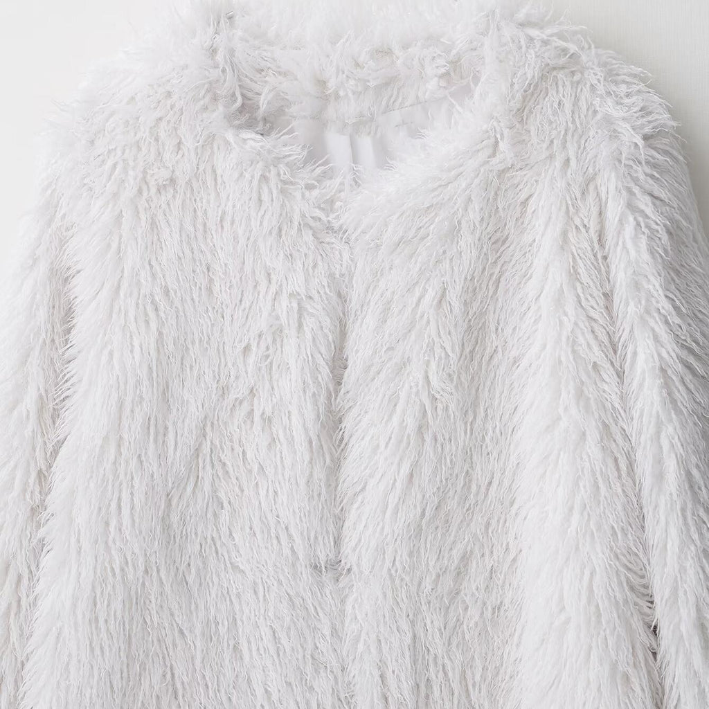 Long V-neck long sleeved jacket